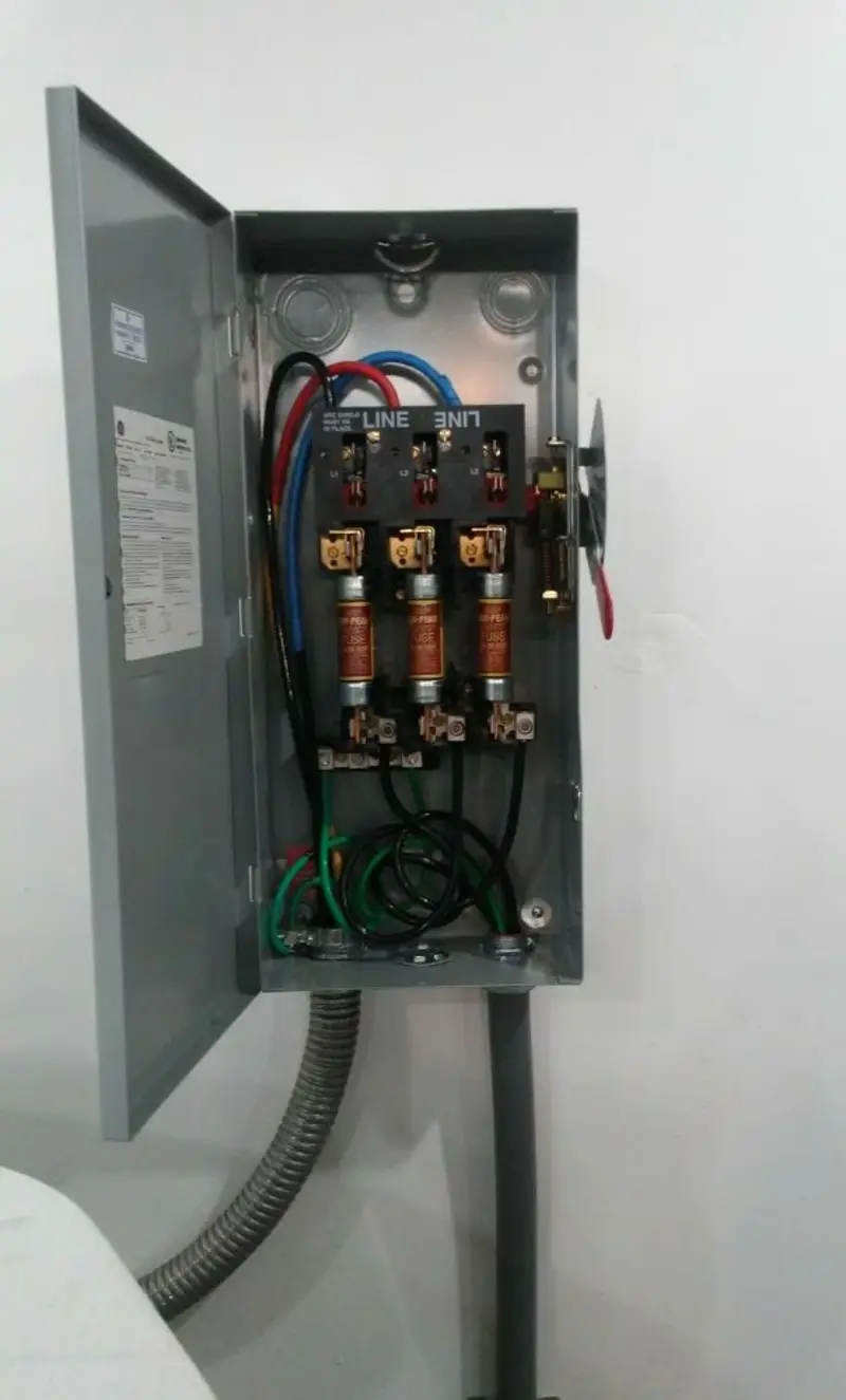 Three-phase disconnect switch installed for Electrical Wiring & Rewiring in Plum